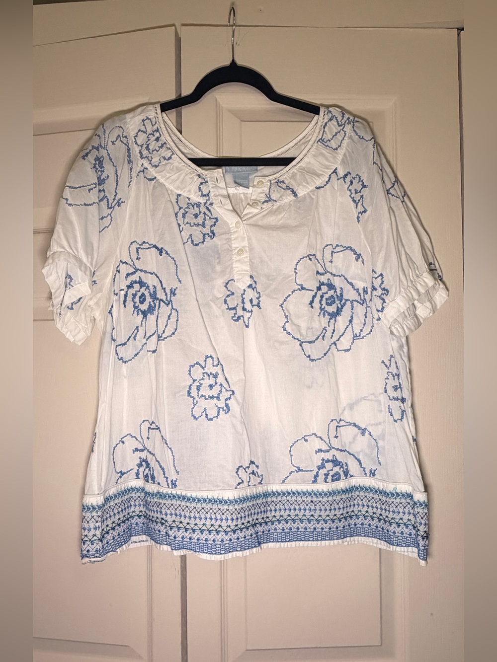 Liz & Me White Peasant Blouse with Blue Floral Embroidery
